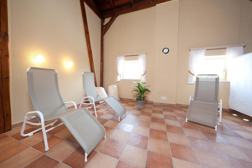 Jufa Hotel Weinviertel - Eselsmuehle Seefeld-Kadolz Extérieur photo